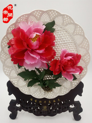 月满牡丹瓷 当传统工艺邂逅中秋明月